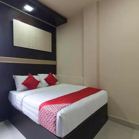 Oyo 697 Niche Valley Hotel Kuala Lumpur Eksteriør billede